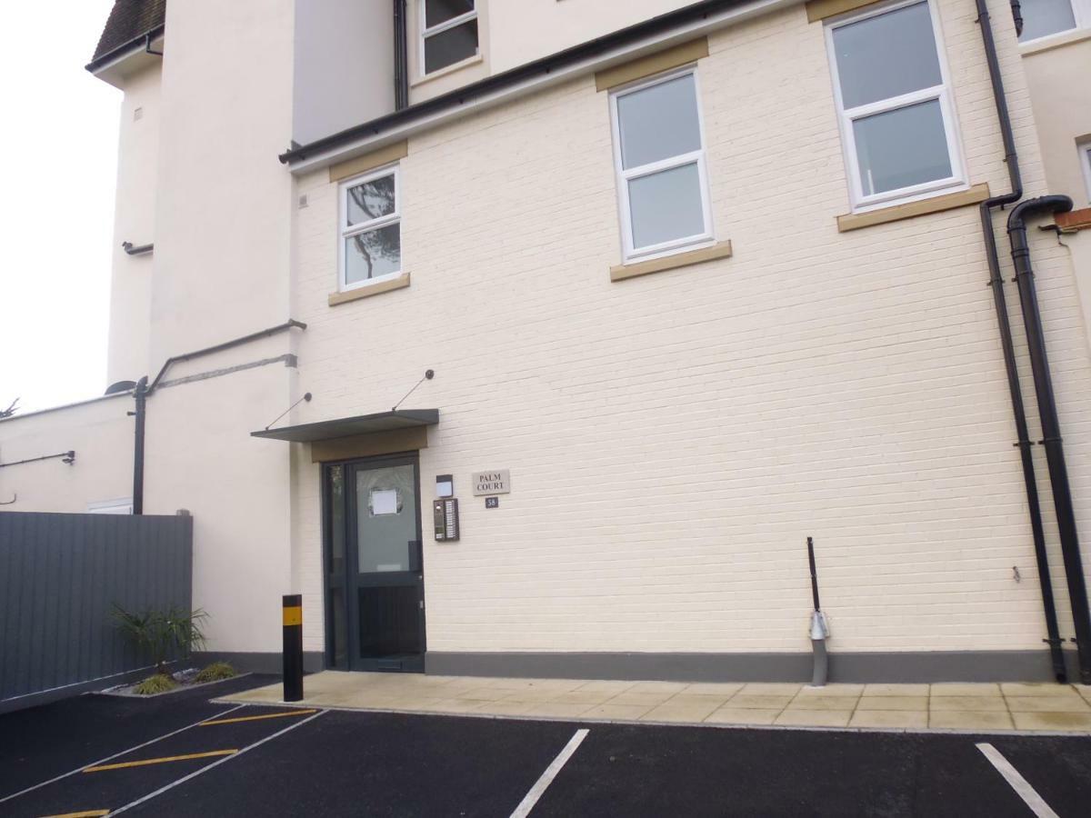 Close To Beach And Town Square Bournemouth Exterior foto